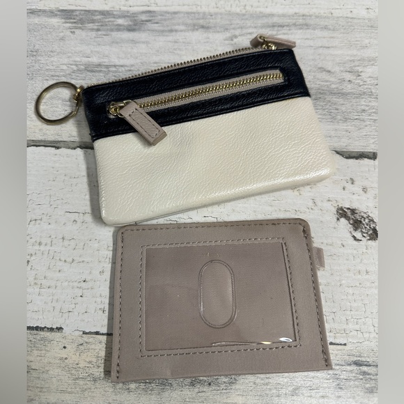 Cream Leather Zip Wallet Coin Purse Cardholder - Picture 7 of 7